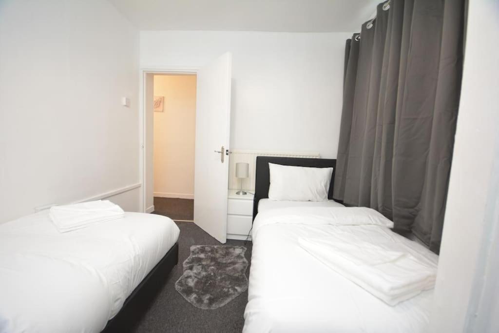 London Zone2 Classic 3 Bedroom Luaran gambar
