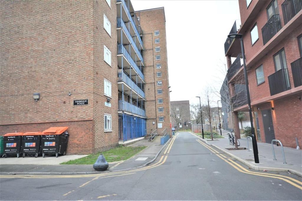 London Zone2 Classic 3 Bedroom Luaran gambar