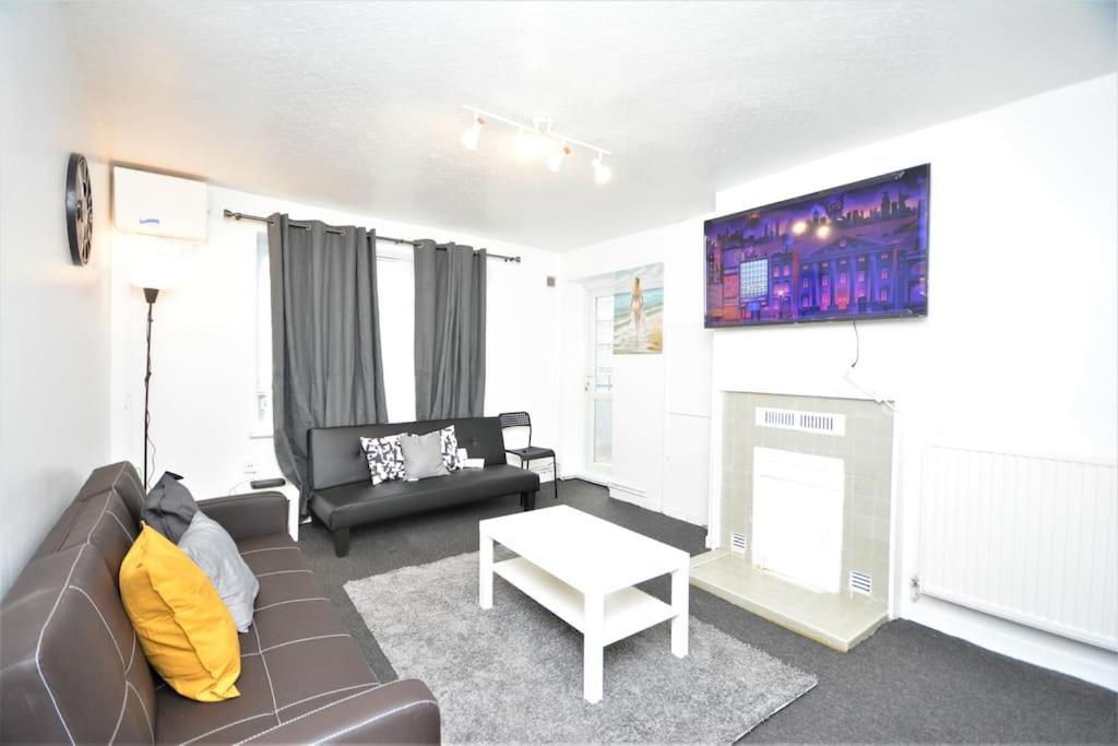 London Zone2 Classic 3 Bedroom Luaran gambar